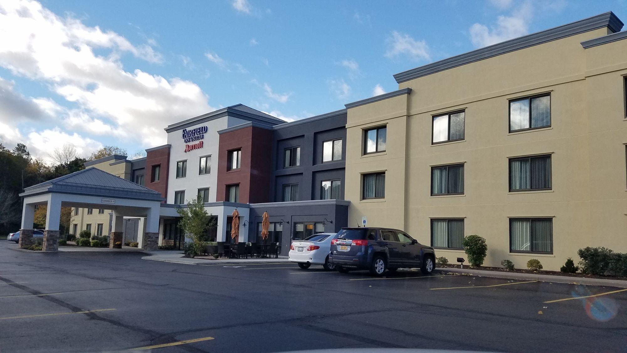 Fairfield Inn And Suites By Marriott Rochester West/Greece Экстерьер фото